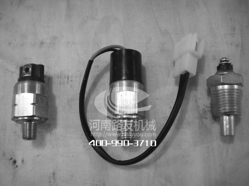 胜游官方网站压路机配件---传感器