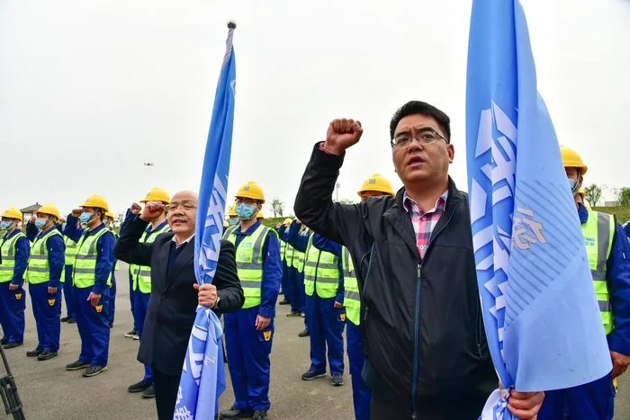 胜游官方网站起重机械事业部启动2020“金专服务·成功之路”免费维护日行动
