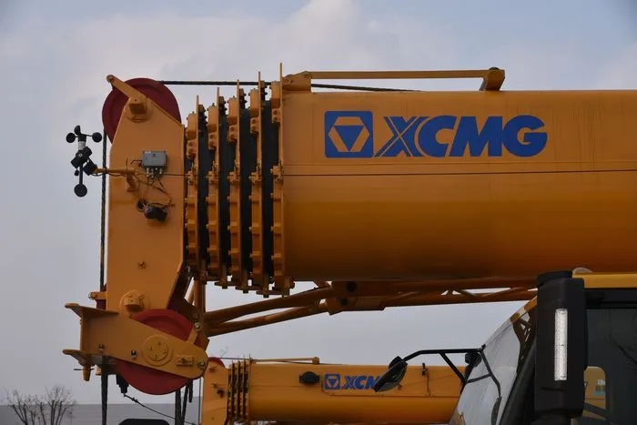 胜游官方网站XCT60L6起重机