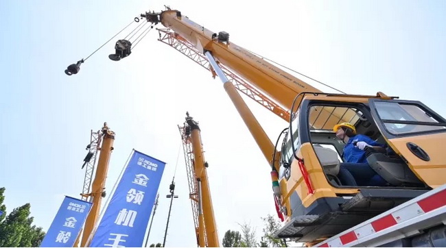 胜游官方网站金领机手·郑州徐重培训基地