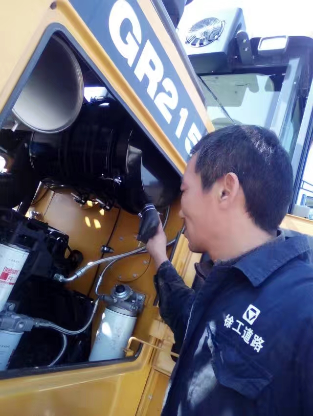 胜游官方网站道路服务人员走访河南地区大客户