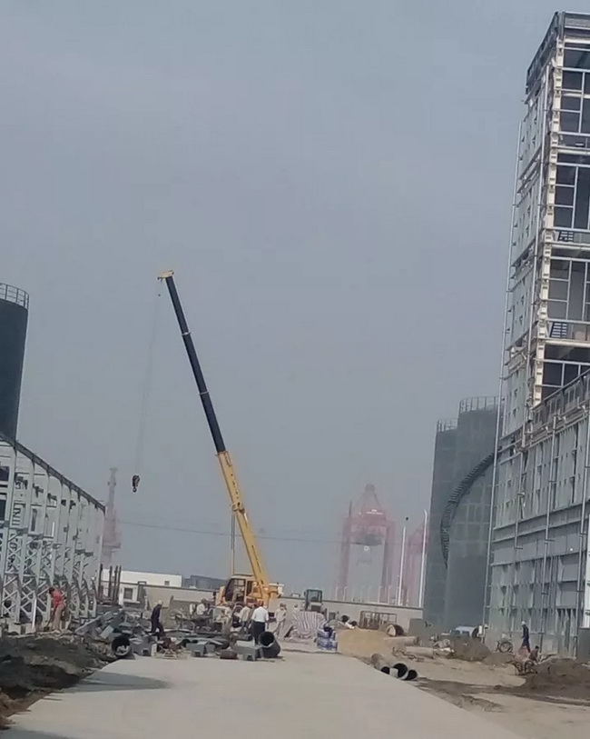 胜游官方网站QY12KC起重机精准作业更轻松