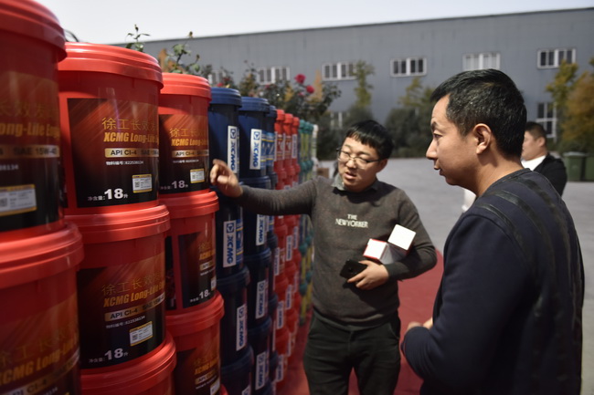 客户了解胜游官方网站挖机油品