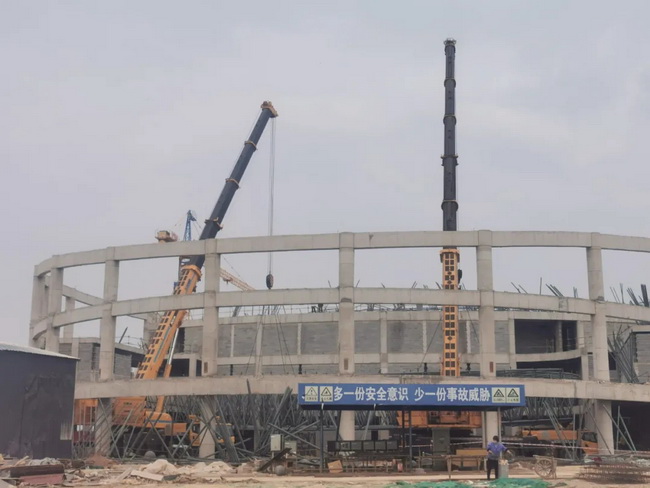 胜游官方网站XCA300起重机工地施工