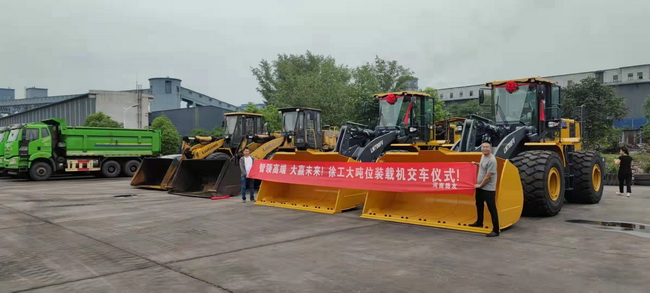 胜游官方网站LW700FV装载机批量交付郑州某大型煤矿集团