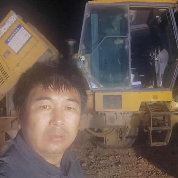 河南路友胜游官方网站服务工程师：刘师傅